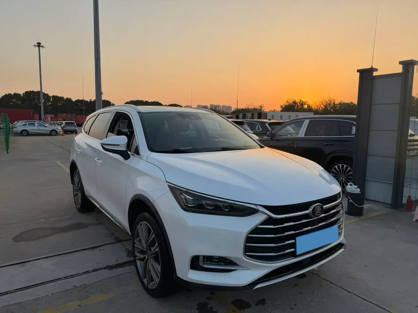 2019 BYD TANG thumbnail 2