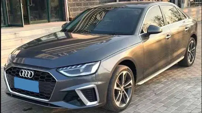 2020 AUDI A4L view 1