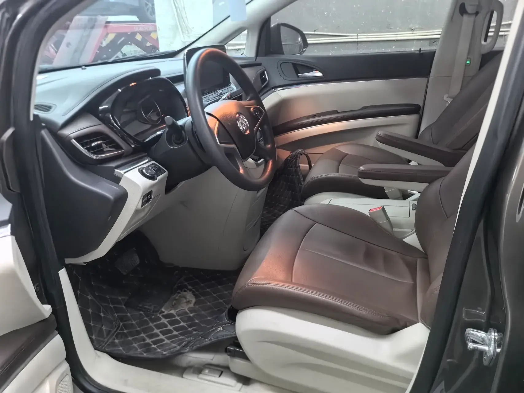 2023 BUICK GL8 thumbnail 2