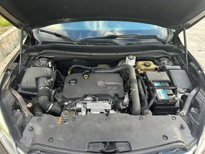 2020 Buick EnvisionPlus 1.5T 169HP L4 7DCT,autocango,china used car exporter,china ev exporter,chinese used car exporter,chinese used ev exporter