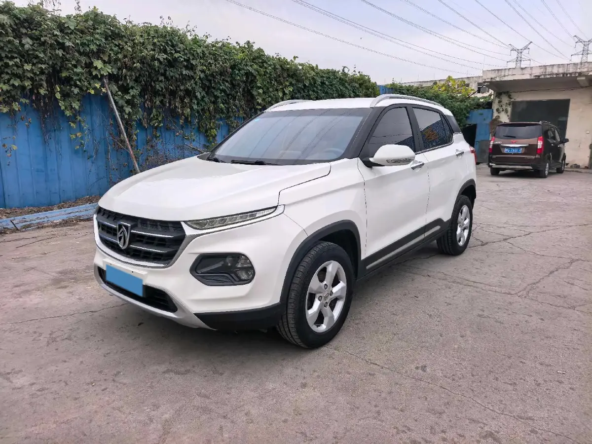 2017 BaoJun 510 1.5L 112HP L4 6MT