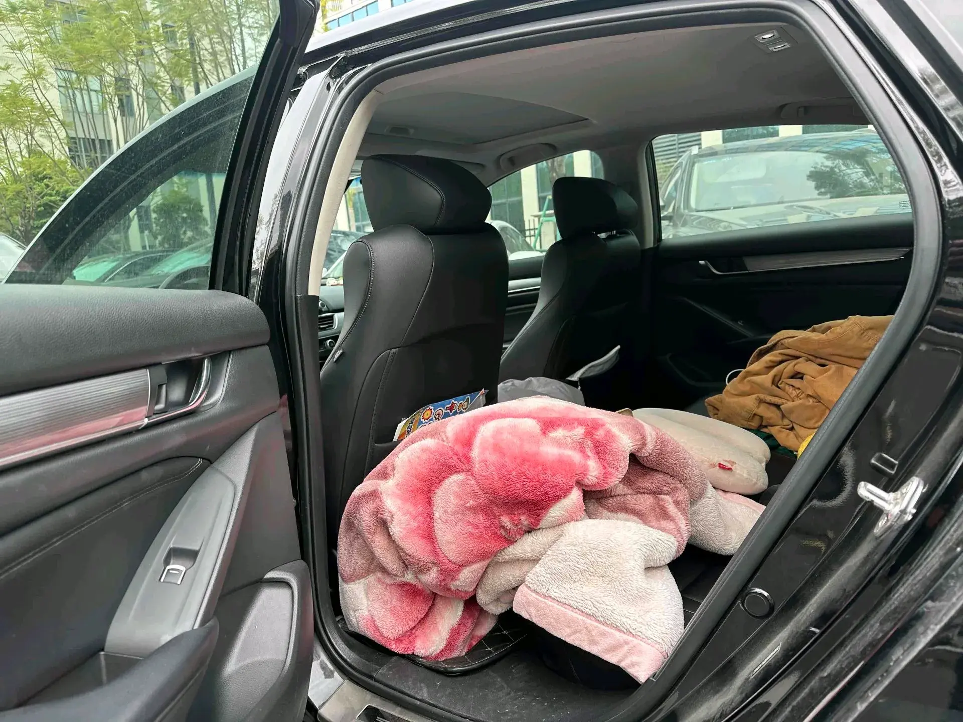 2018 HONDA ACCORD thumbnail 4