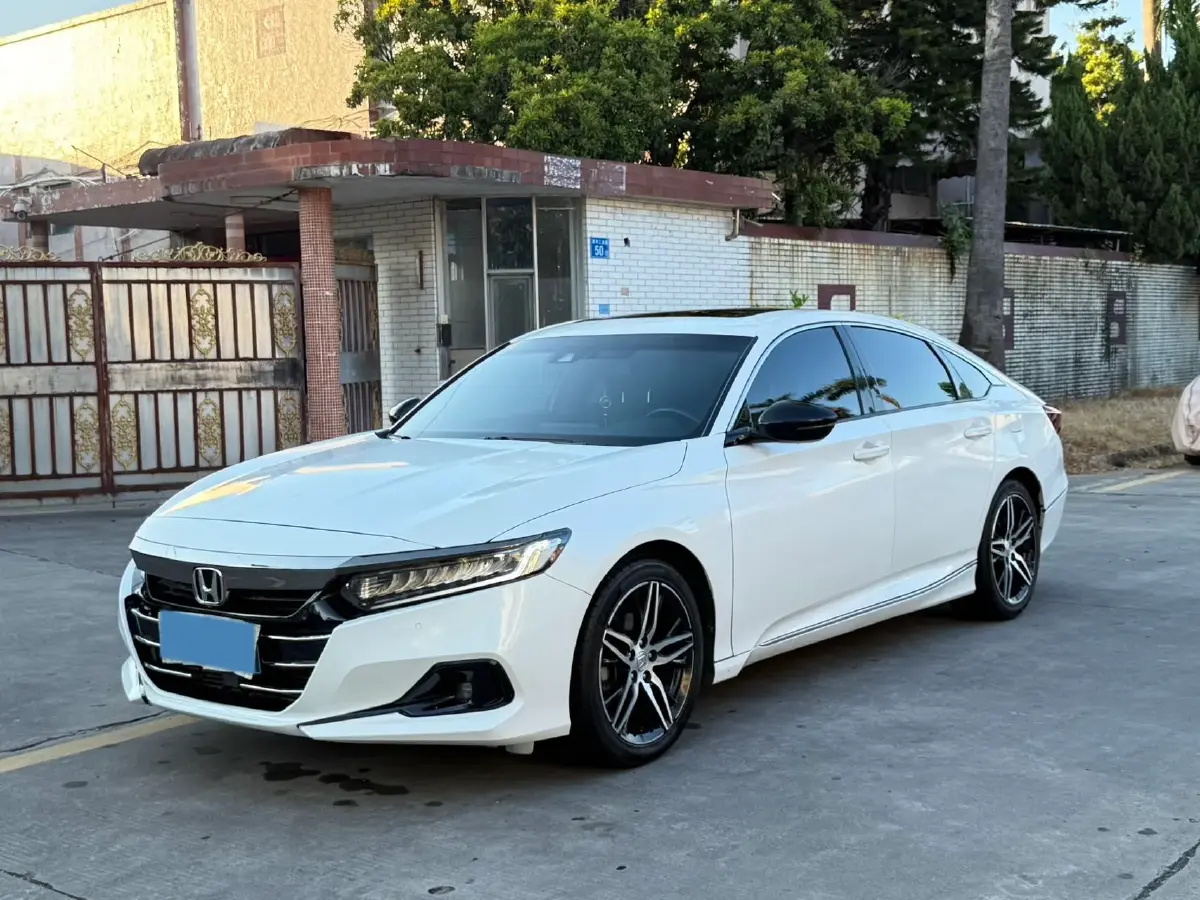 2022 Honda Accord 1.5T 194HP L4 CVT