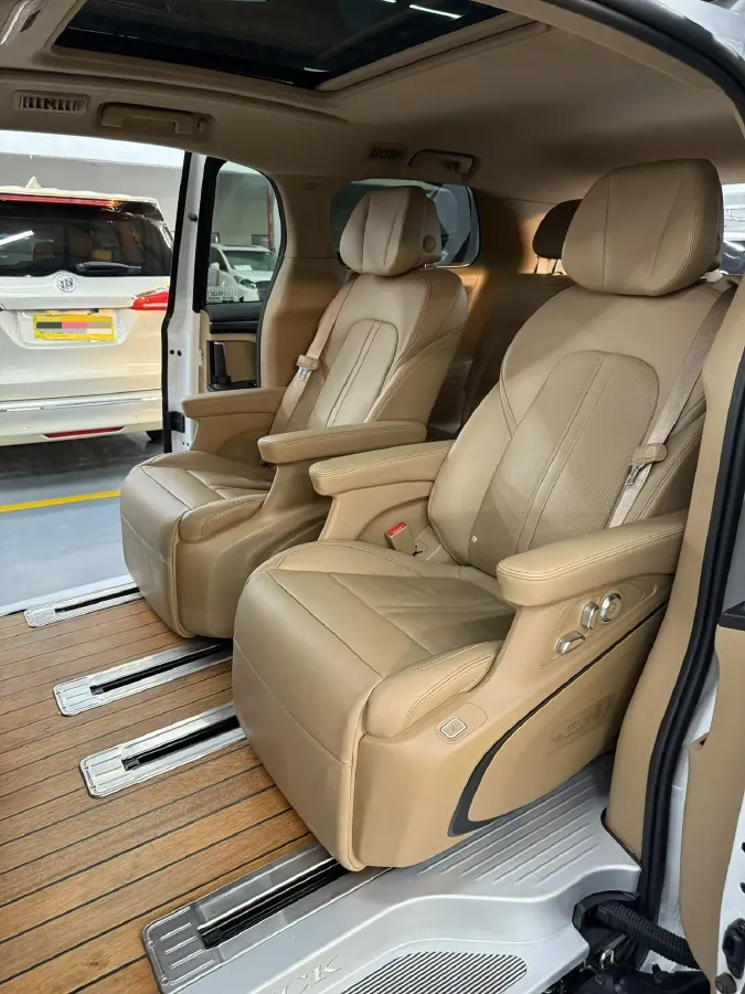 2021 Buick GL8 2.0T 237HP L4 9AT,autocango,china used car exporter,china ev exporter,chinese used car exporter,chinese used ev exporter