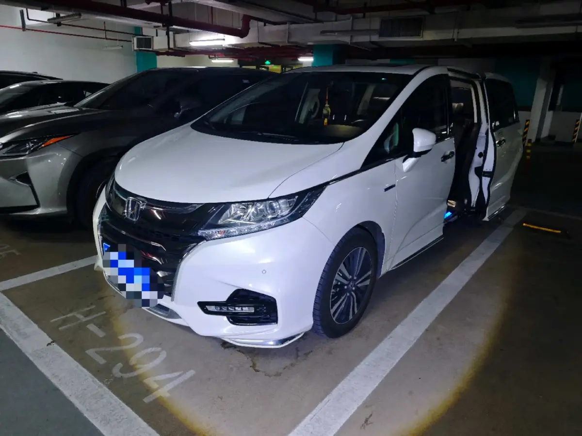 2019 Honda Odyssey 2.0L 146HP L4 E-CVT Hybrid