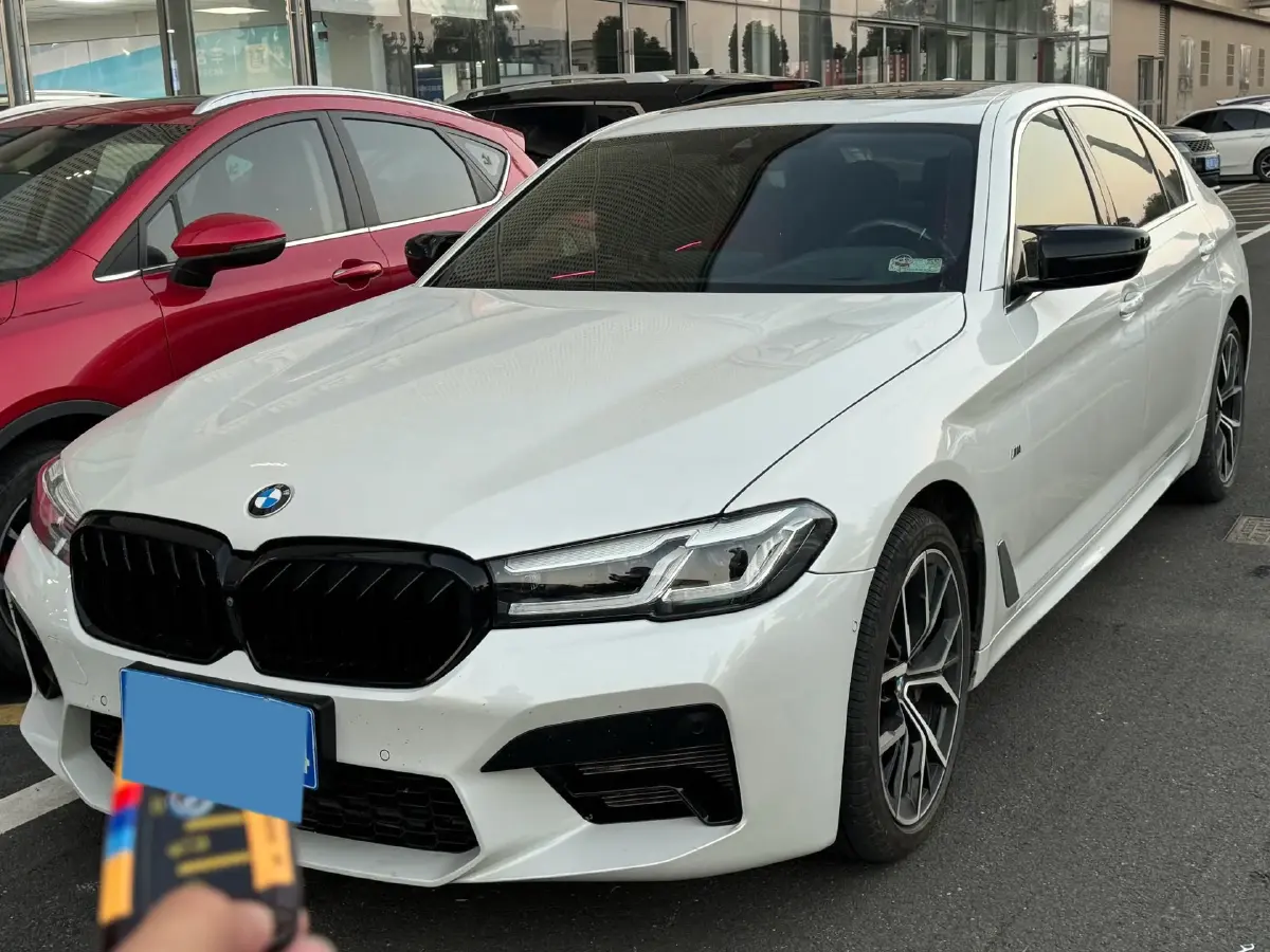 2021 BMW 5 Series 2.0T 252HP L4 8AT