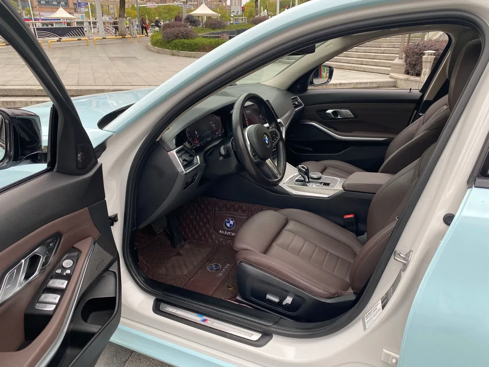 2020 BMW 3 thumbnail 3