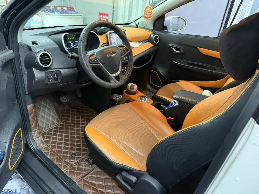 2019 CHERY LITTLE thumbnail 3