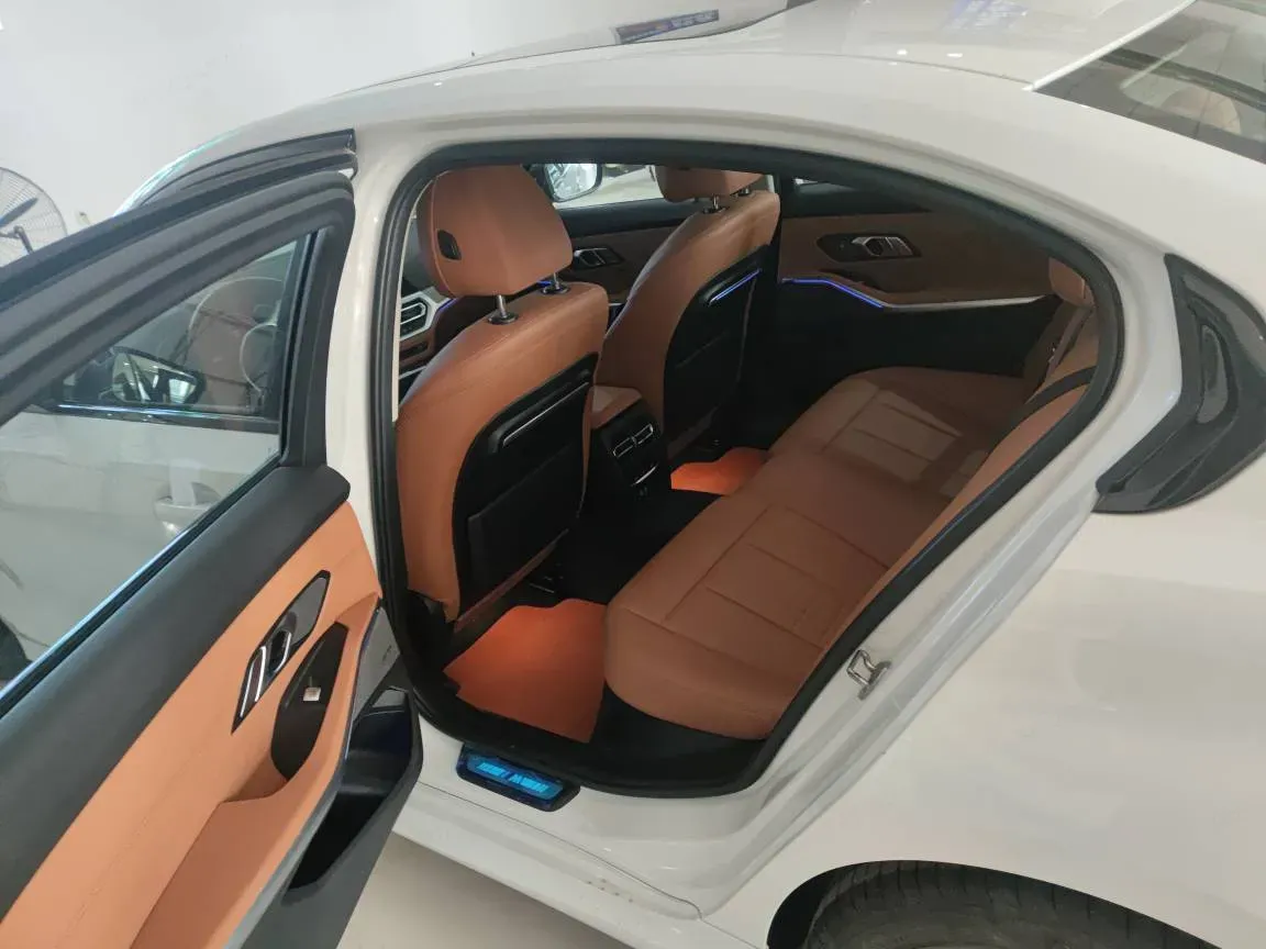 2020 BMW 3 Series 2.0T 184HP L4 8AT,autocango,china used car exporter,china ev exporter,chinese used car exporter,chinese used ev exporter