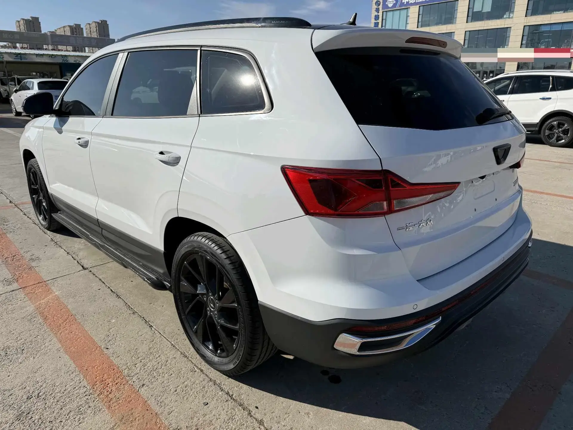 2022 JETTA VS7 thumbnail 4