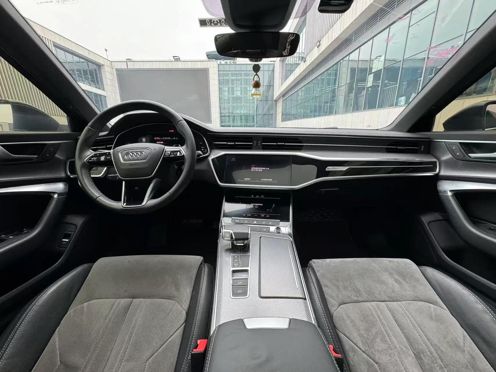 2022 AUDI A6L thumbnail 4