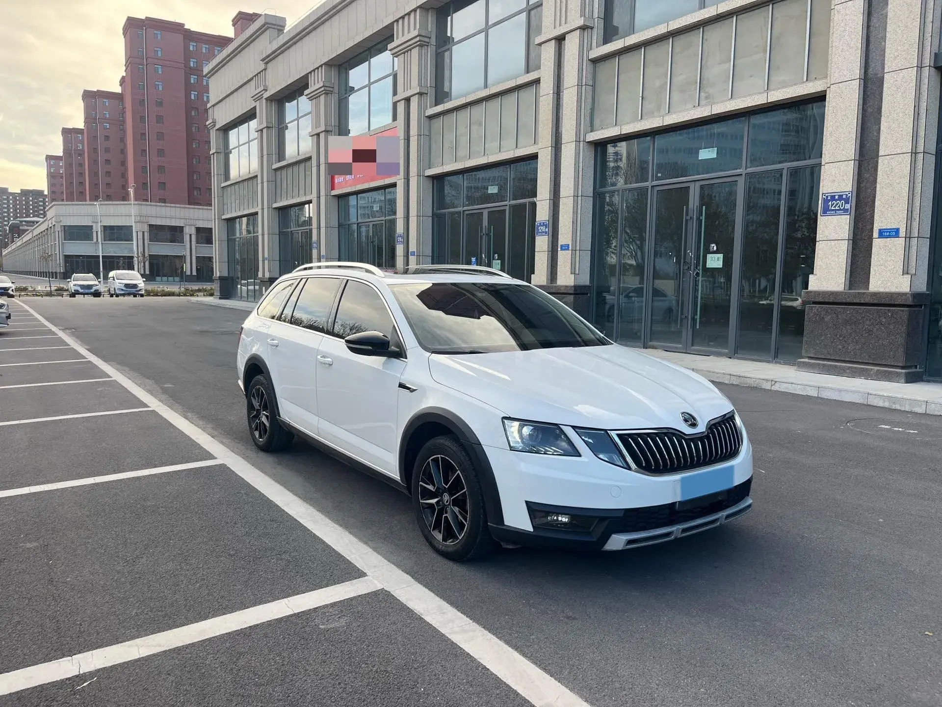 2018 SKODA OCTAVIA thumbnail 2