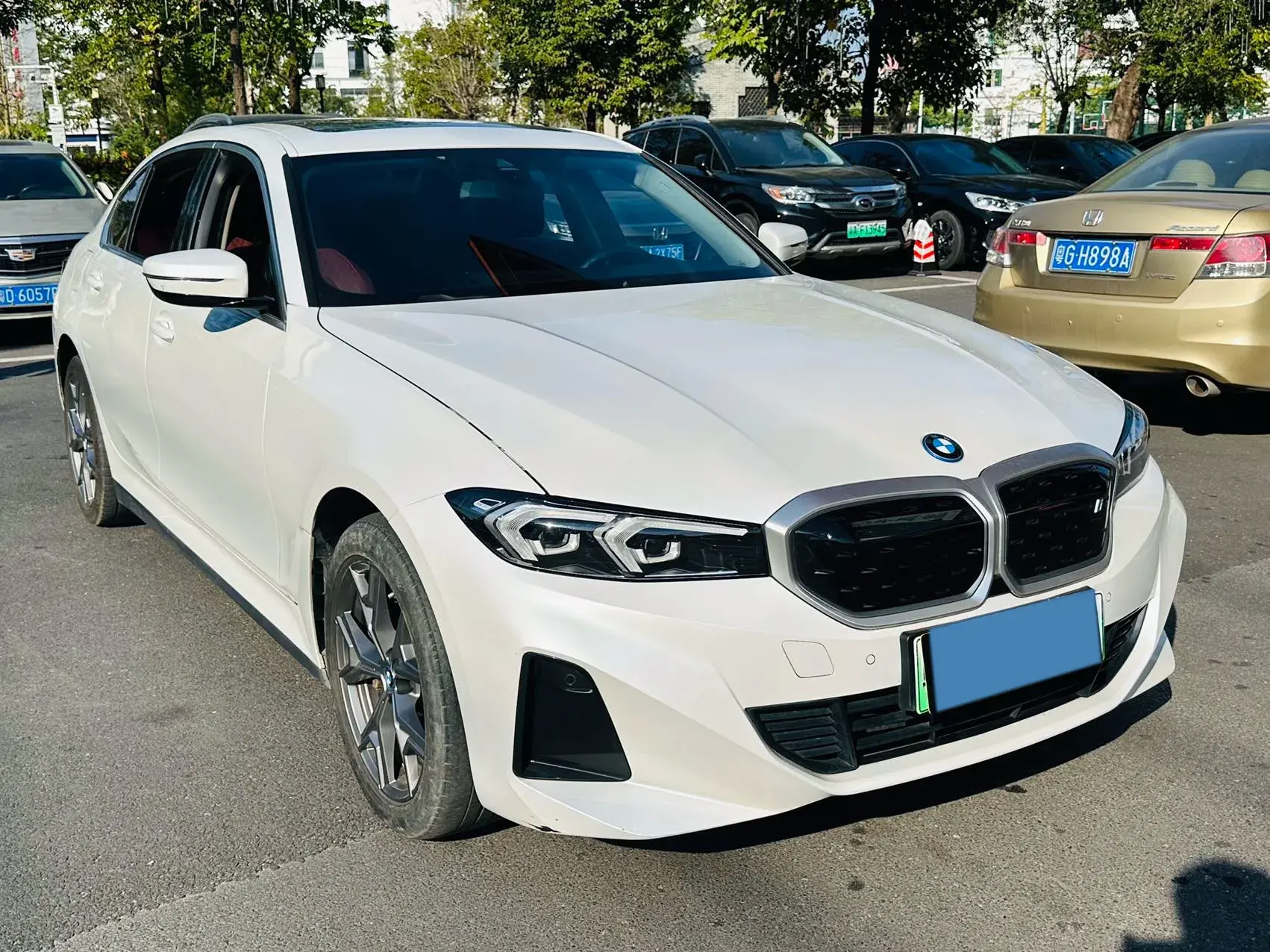 2022 BMW I3 thumbnail 2