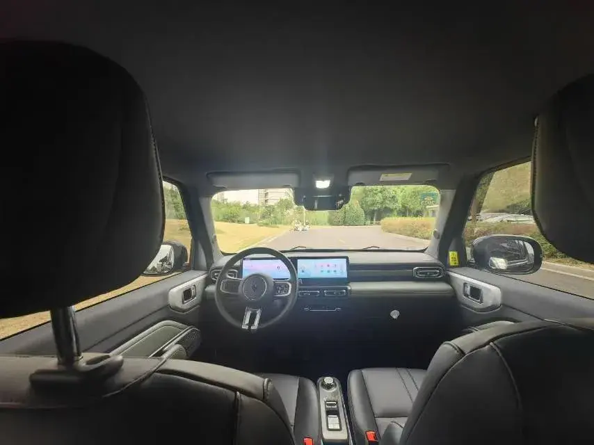 2023 BAOJUN YEP thumbnail 4