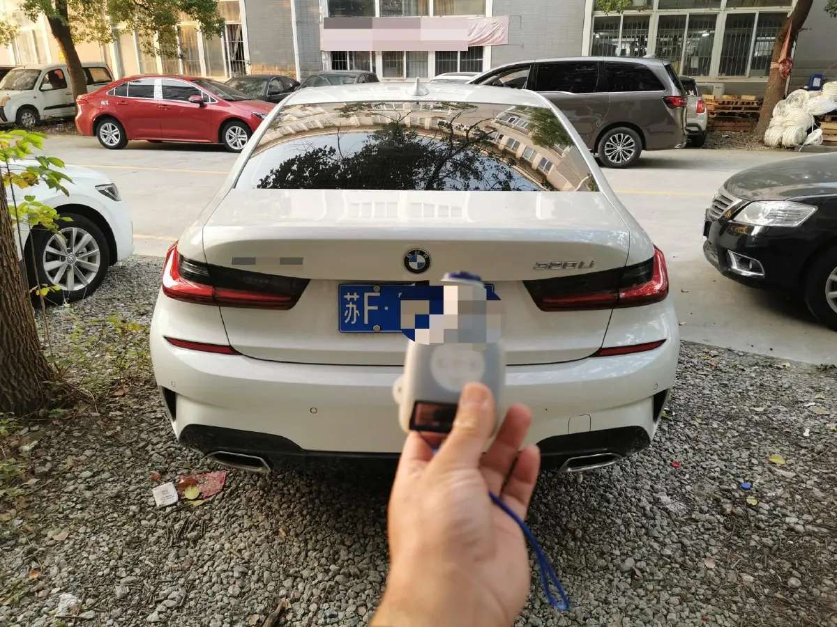 2022 BMW 3 Series 2.0T 156HP L4 8AT,autocango,china used car exporter,china ev exporter,chinese used car exporter,chinese used ev exporter