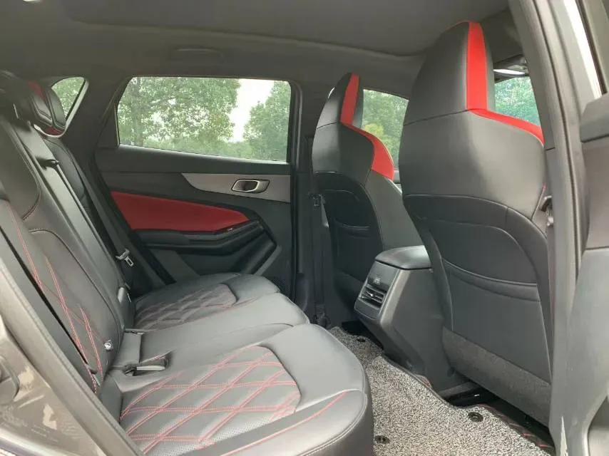 2024 ChangAn X7 PLUS 1.5T 188HP L4 7DCT,autocango,china used car exporter,china ev exporter,chinese used car exporter,chinese used ev exporter