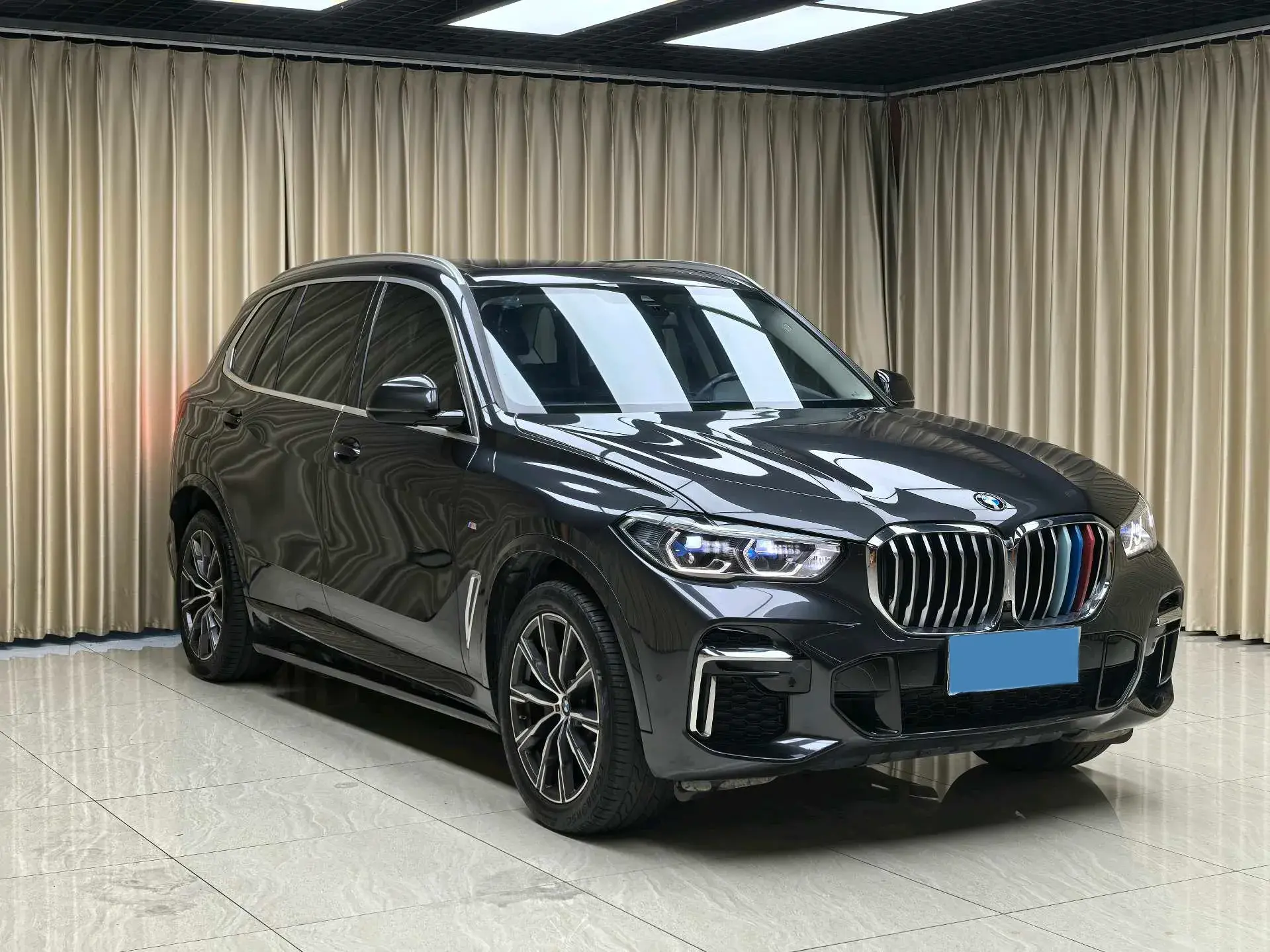 2022 BMW X5 thumbnail 3