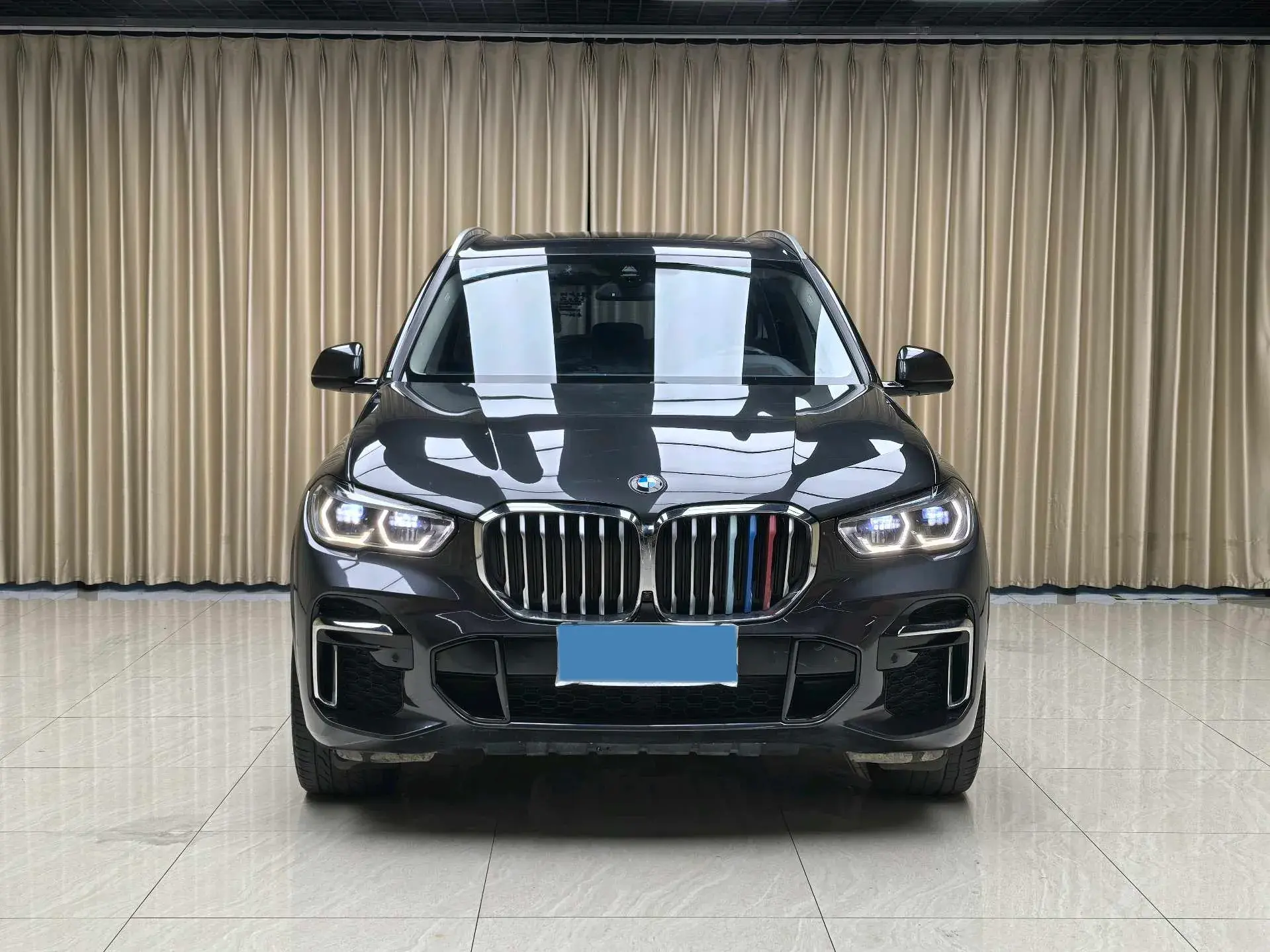 2022 BMW X5 thumbnail 2