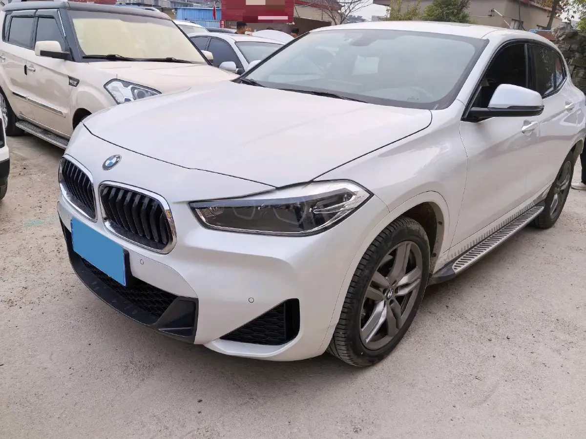 2022 BMW X2 2.0T 192HP L4 7DCT