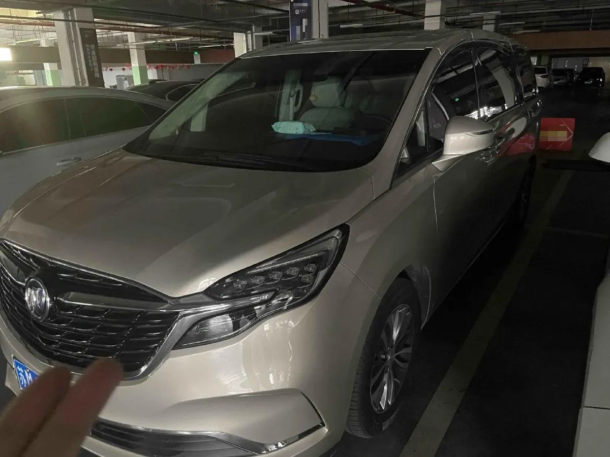 2021 Buick GL8 2.0T 237HP L4 9AT,autocango,china used car exporter,china ev exporter,chinese used car exporter,chinese used ev exporter