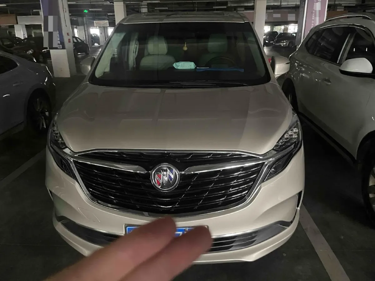 2021 Buick GL8 2.0T 237HP L4 9AT,autocango,china used car exporter,china ev exporter,chinese used car exporter,chinese used ev exporter