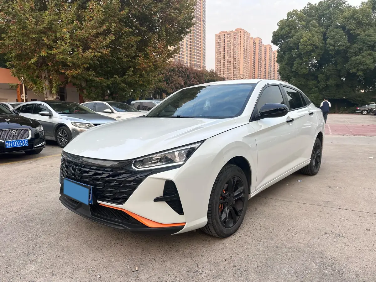 2023 DongFeng Aeolus YiXuan 1.5L 125HP L4 6DCT