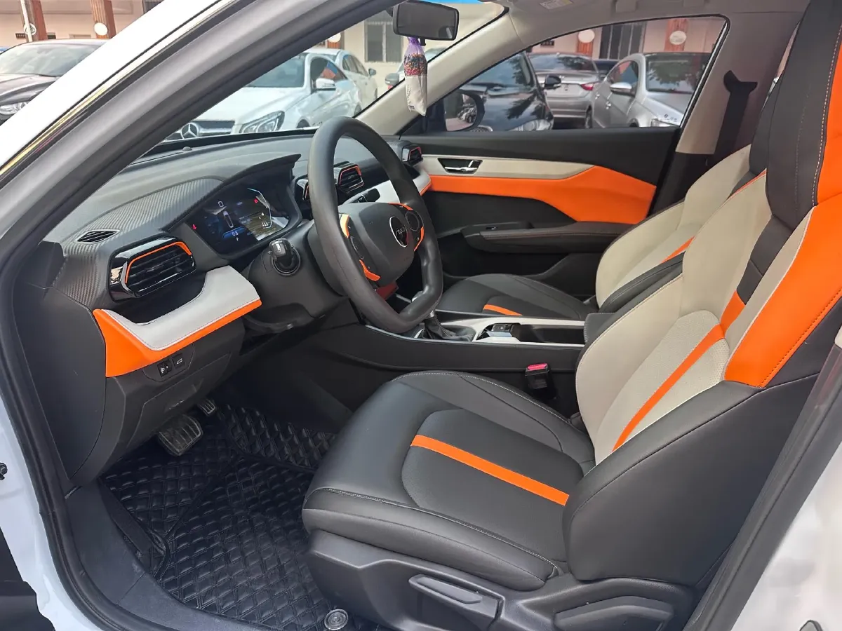 2023 DongFeng Aeolus YiXuan 1.5L 125HP L4 6DCT,autocango,china used car exporter,china ev exporter,chinese used car exporter,chinese used ev exporter