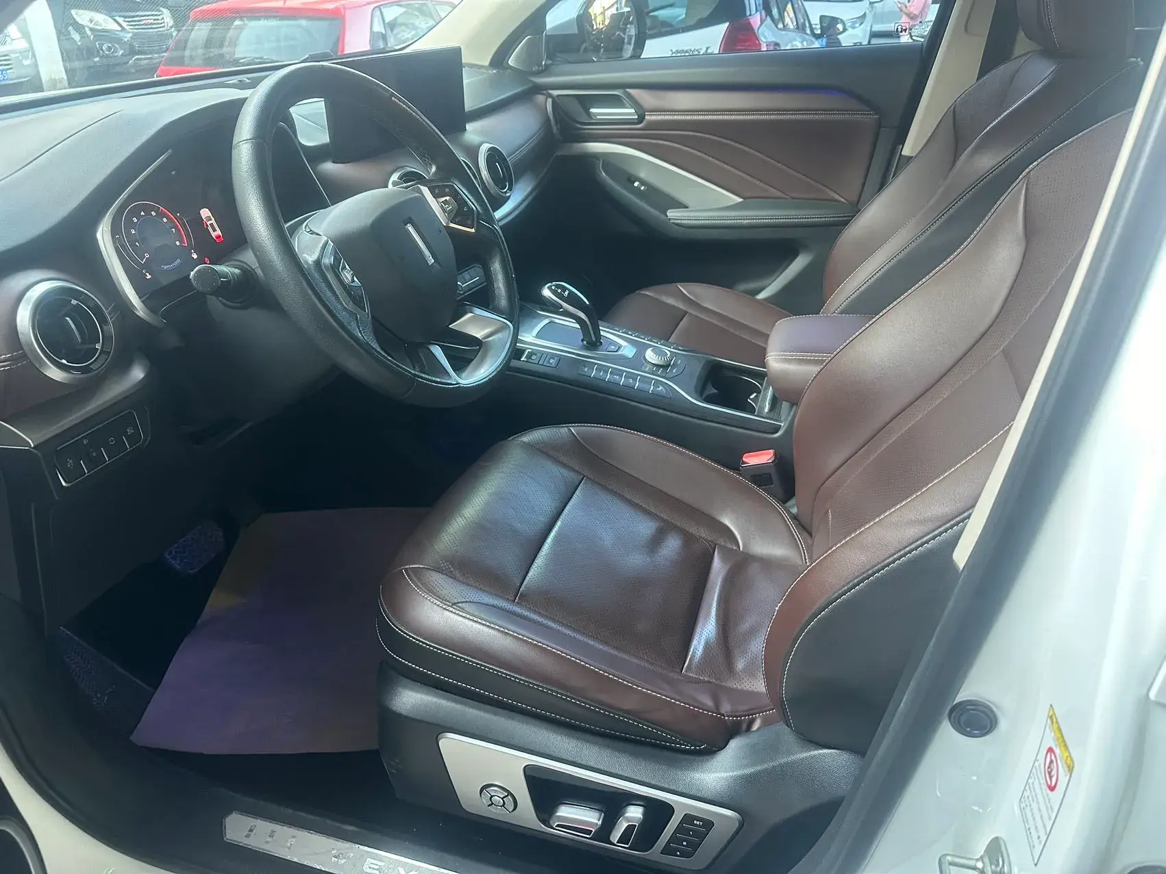 2020 WEY VV6 thumbnail 4