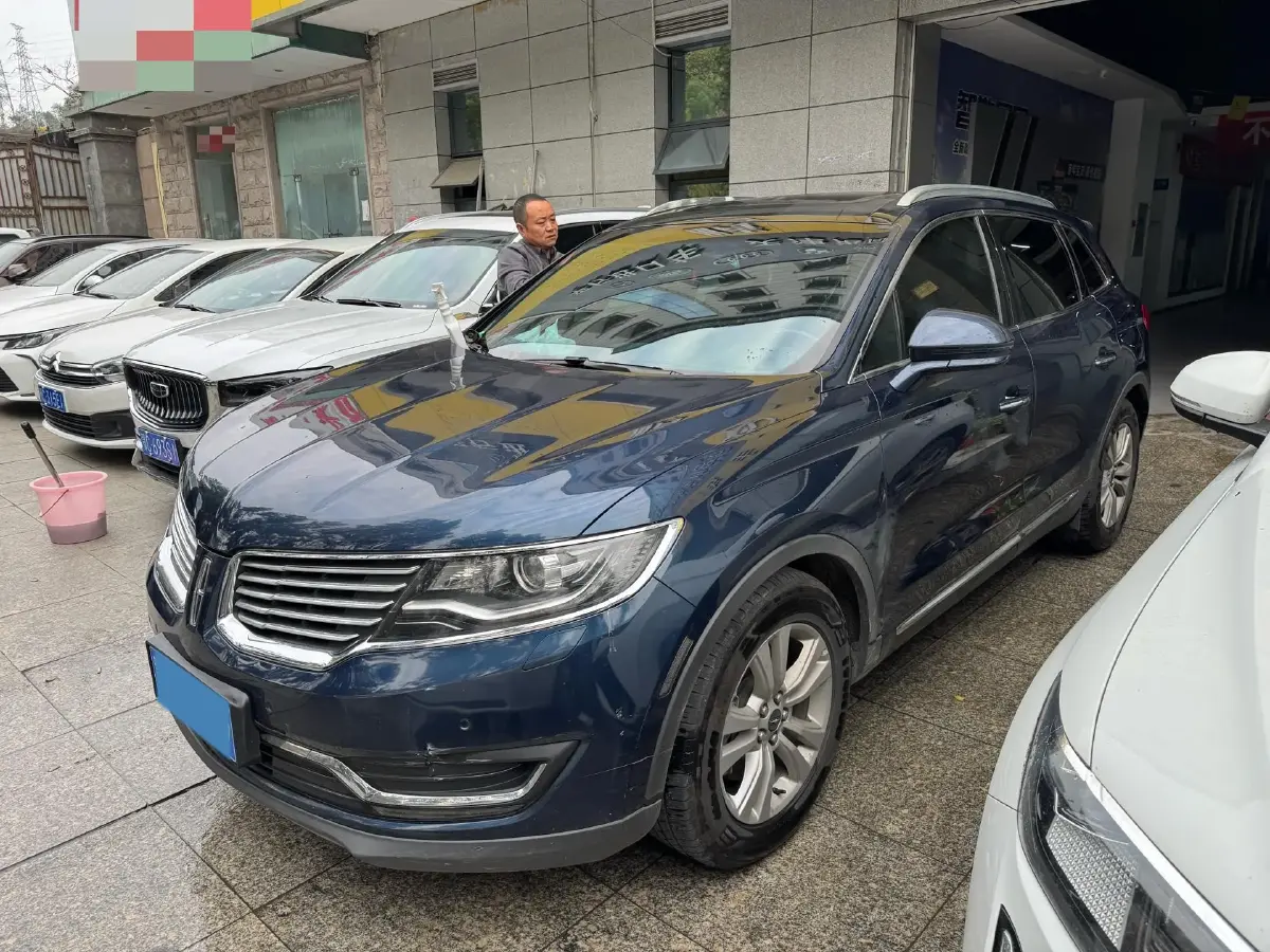 2017 Lincoln MKX 2.0T 253HP L4 6AT