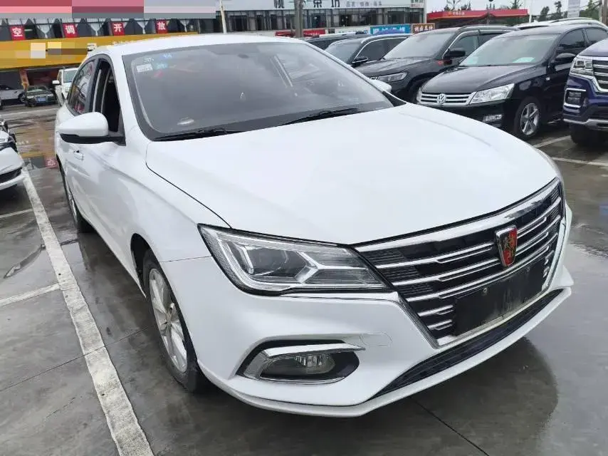 2019 ROEWE I5 thumbnail 3