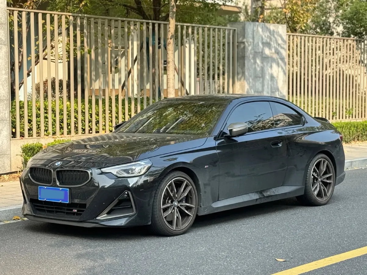 2023 BMW 3.0T 333HP L6 8AT,autocango,china used car exporter,china ev exporter,chinese used car exporter,chinese used ev exporter