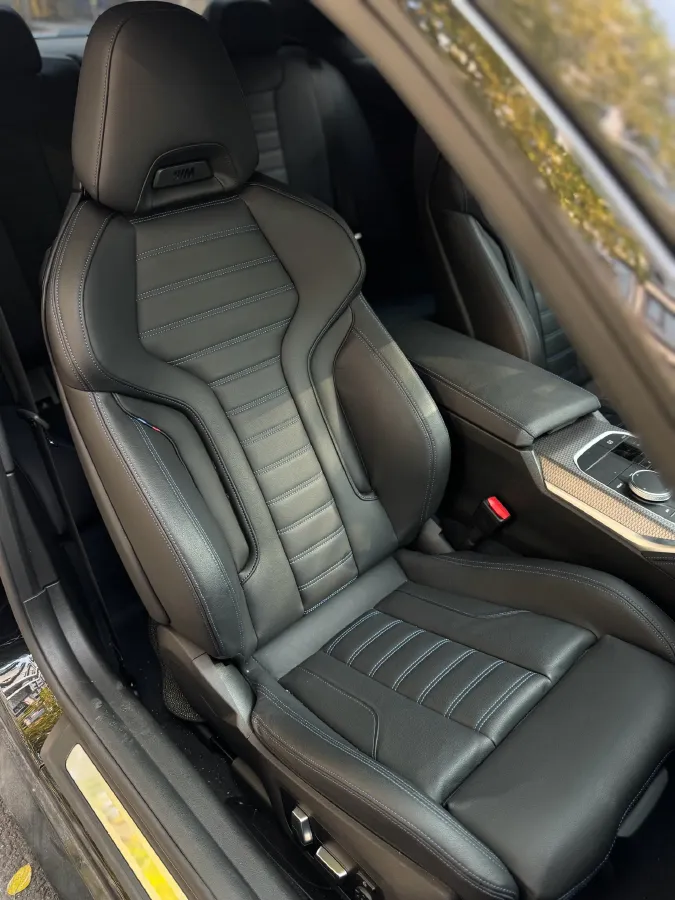 2023 BMW 3.0T 333HP L6 8AT,autocango,china used car exporter,china ev exporter,chinese used car exporter,chinese used ev exporter