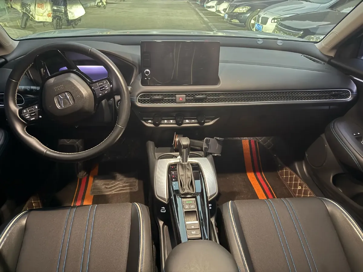 2023 Honda HR-V 1.5T 182HP L4 CVT,autocango,china used car exporter,china ev exporter,chinese used car exporter,chinese used ev exporter