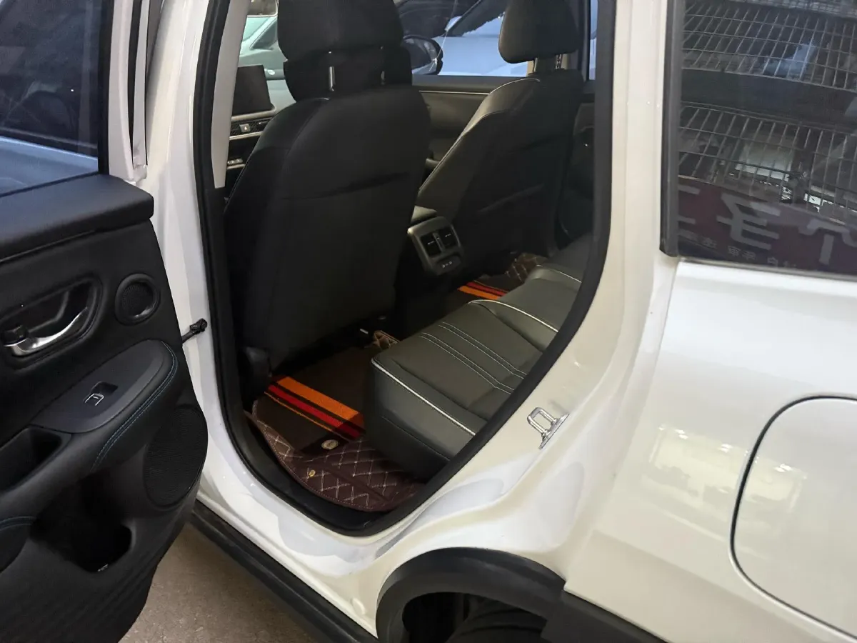 2023 Honda HR-V 1.5T 182HP L4 CVT,autocango,china used car exporter,china ev exporter,chinese used car exporter,chinese used ev exporter