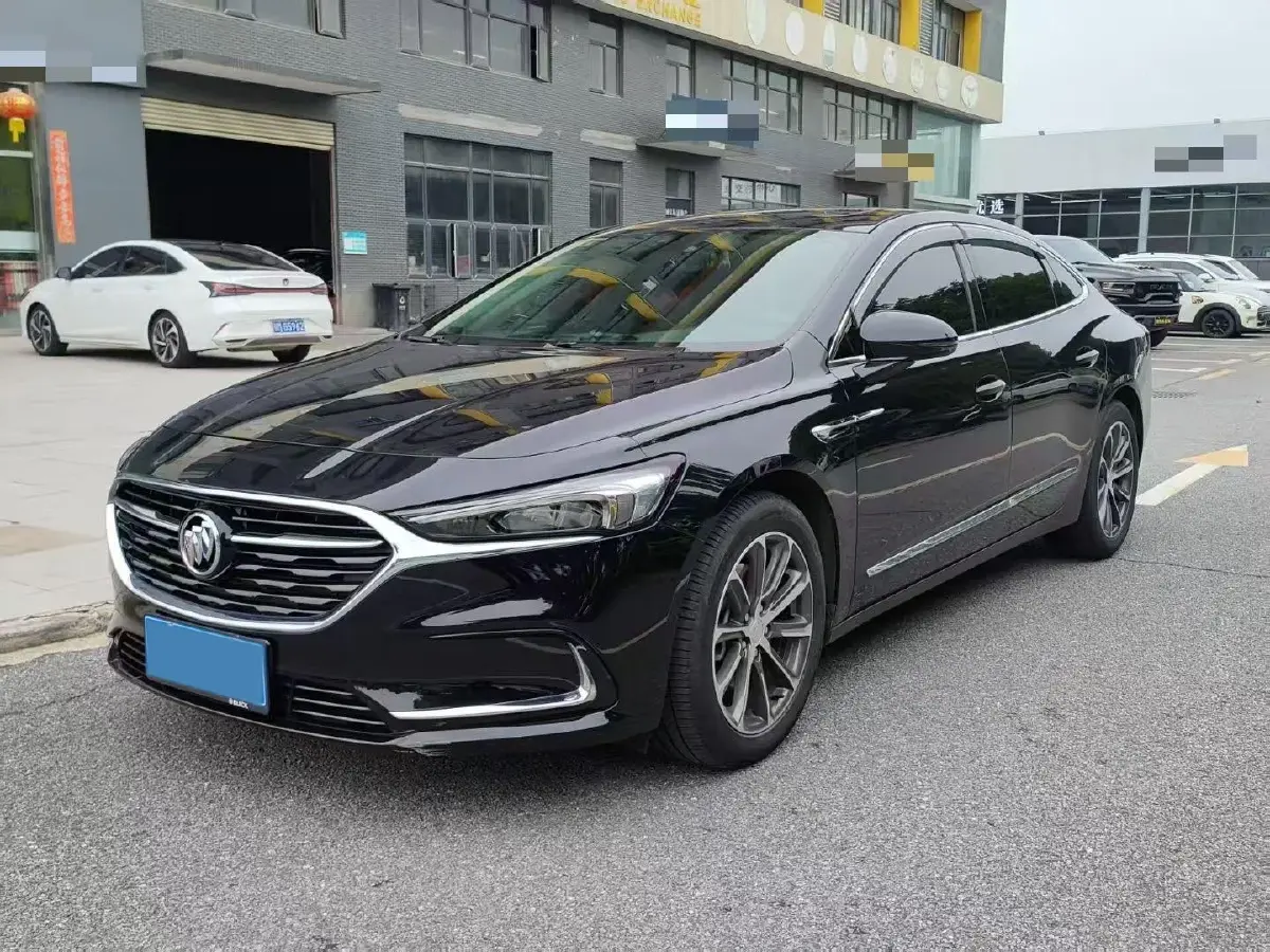 2022 Buick Larcosse 2.0T 237HP L4 9AT