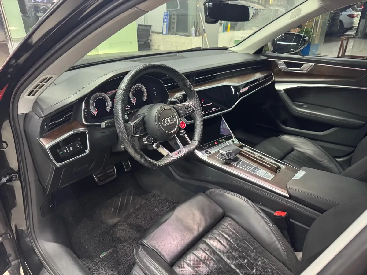 2021 Audi A6 3.0T 340HP V6 7DCT,autocango,china used car exporter,china ev exporter,chinese used car exporter,chinese used ev exporter