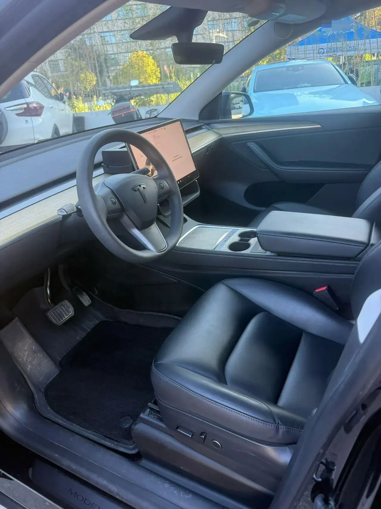 2023 TESLA MODEL thumbnail 3