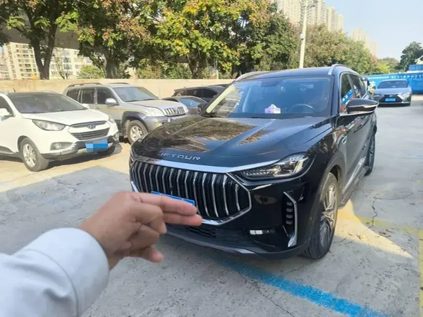 2023 Jetour X70 Plus 1.5T 156HP L4 CVT