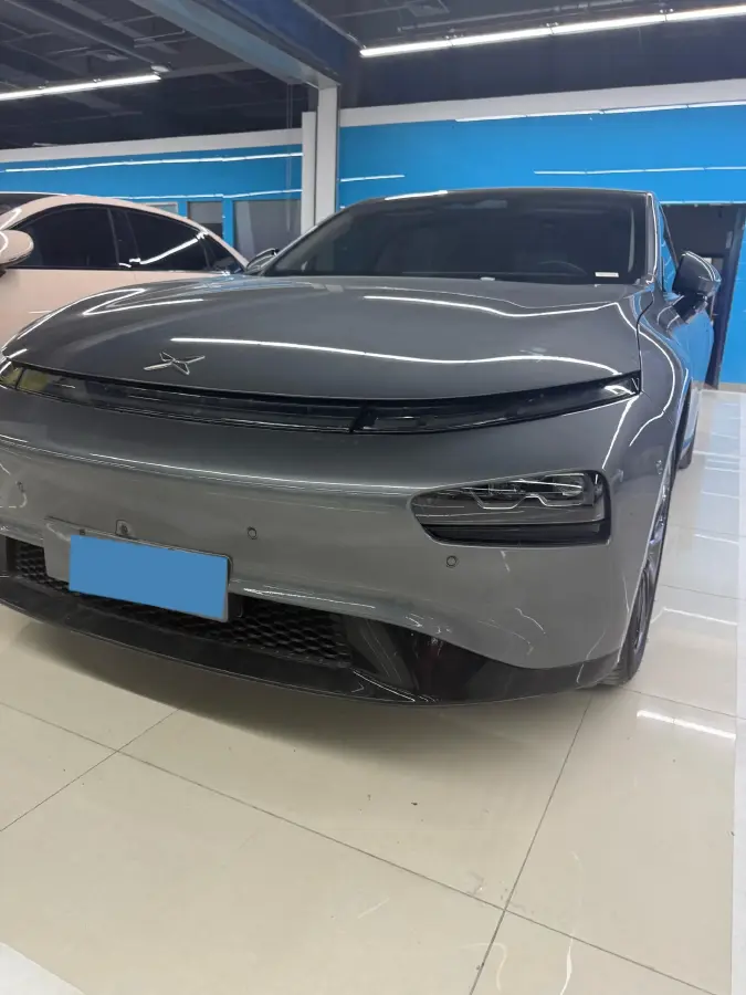 2022 Xpeng P7 BEV 77.9KWH