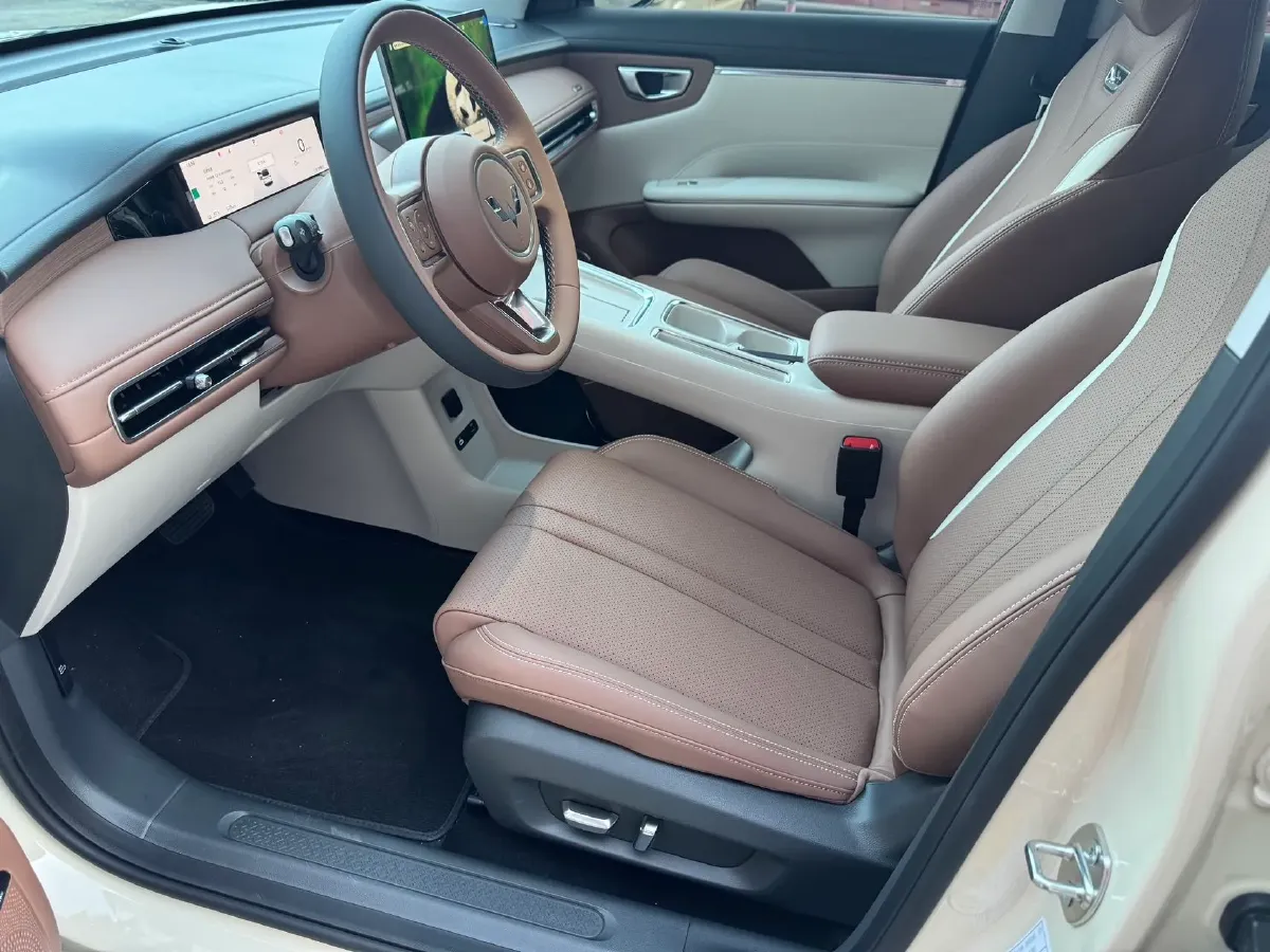 2025 WuLing BinGuo S BEV,autocango,china used car exporter,china ev exporter,chinese used car exporter,chinese used ev exporter