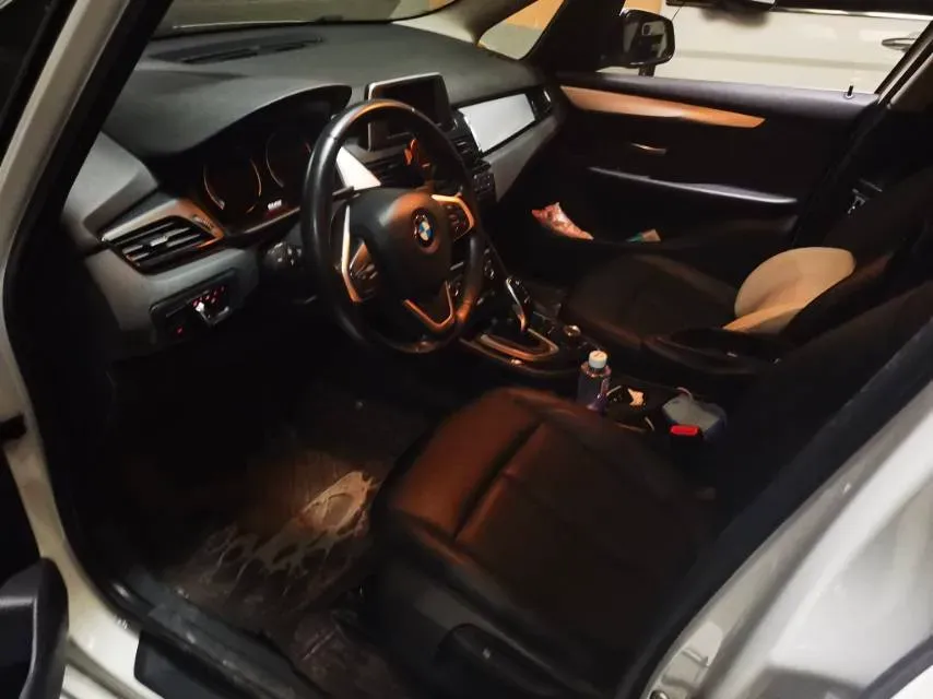 2019 BMW 2 Series SUV 1.5T 140HP L3 7DCT,autocango,china used car exporter,china ev exporter,chinese used car exporter,chinese used ev exporter