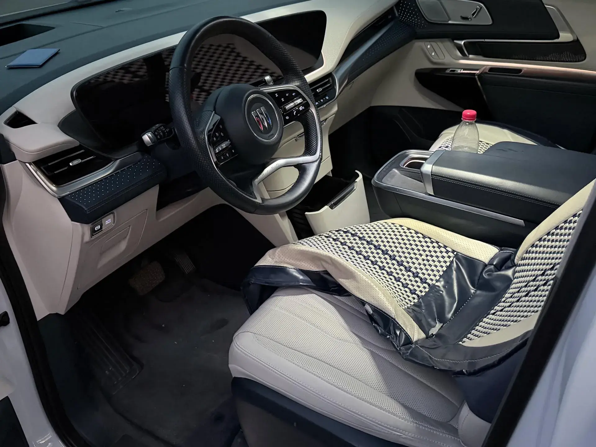 2023 BUICK CENTURY thumbnail 3