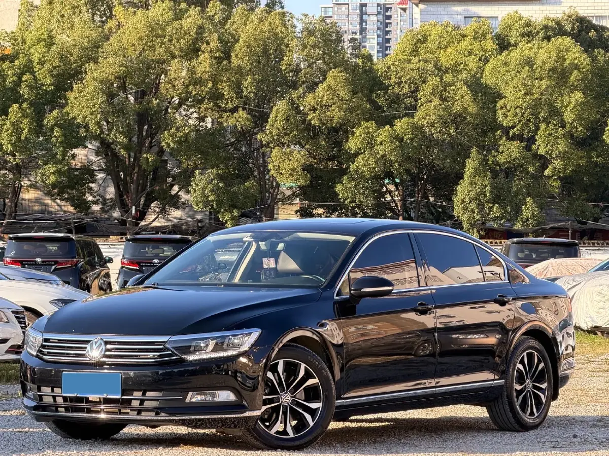 2018 Volkswagen Magotan 1.8T 180HP L4 7DCT