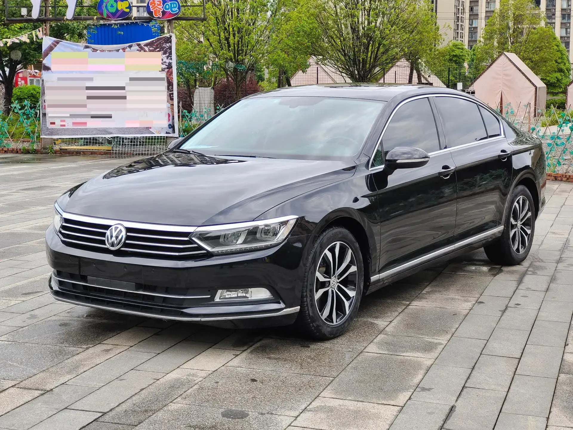 2019 VOLKSWAGEN MAGOTAN view 1