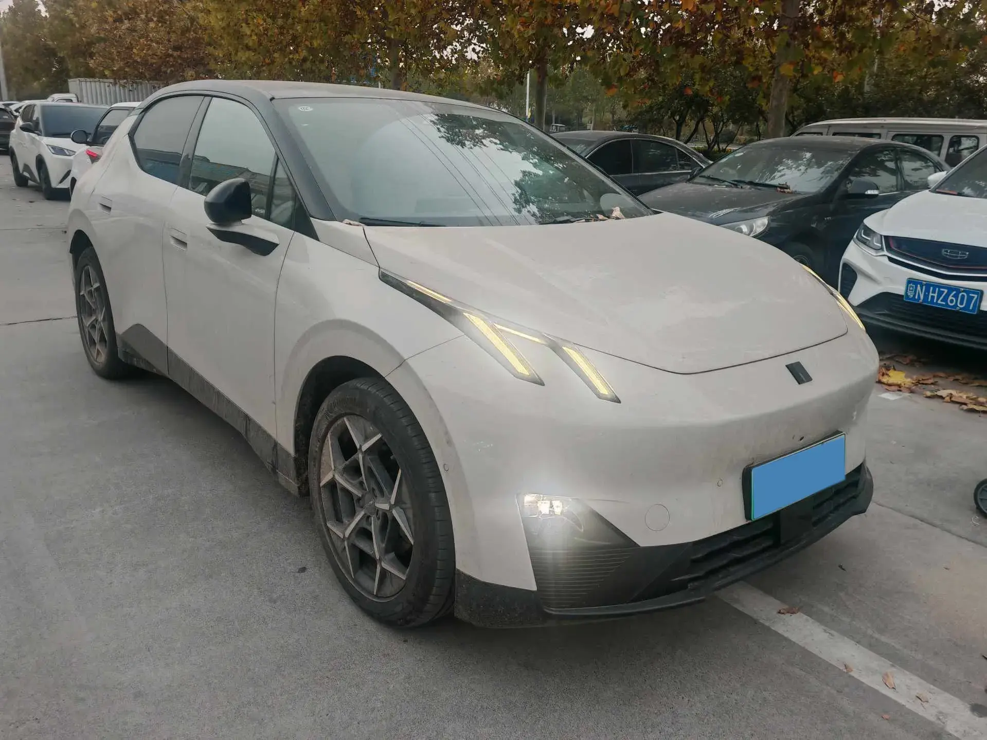 2025 LYNK&CO Z20 thumbnail 2