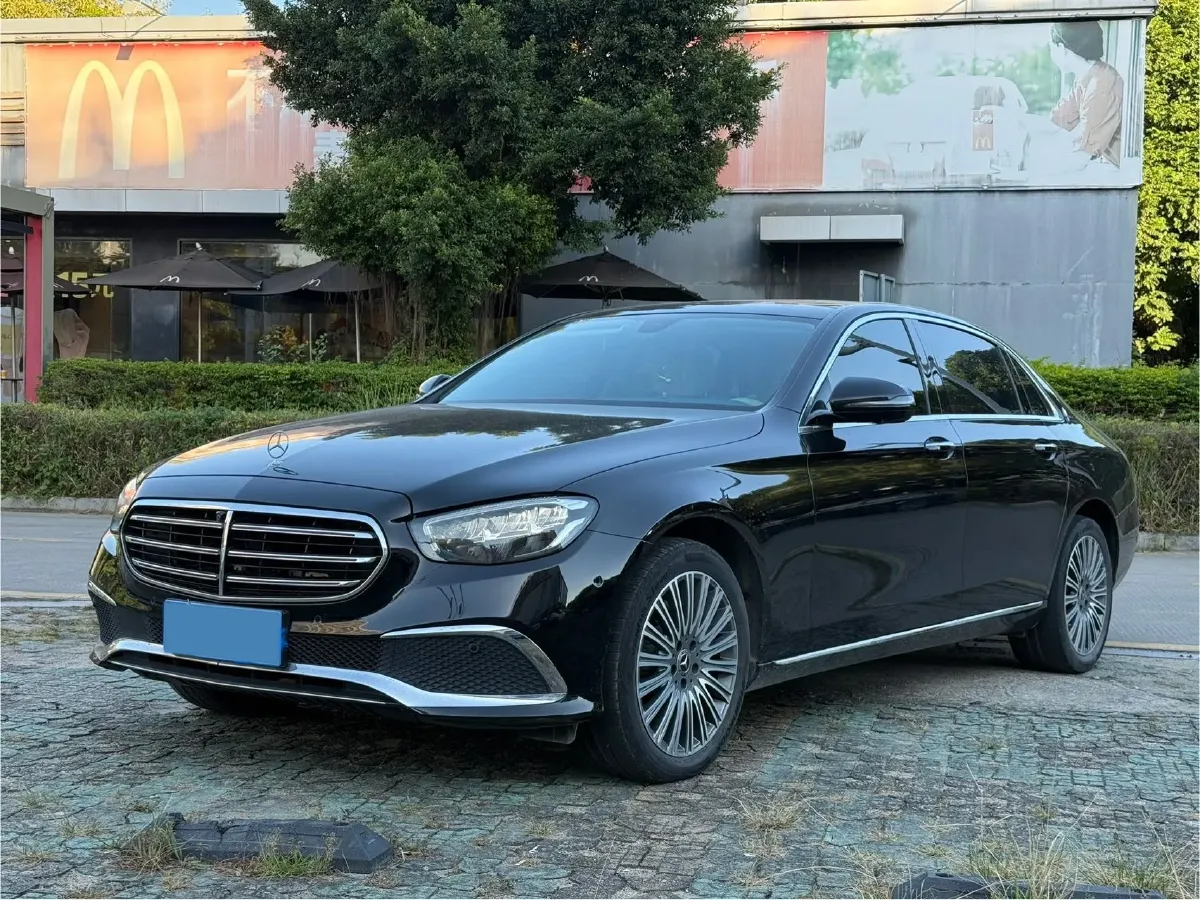 2021 Mercedes-Benz E Class 2.0T 258HP L4 9AT,autocango,china used car exporter,china ev exporter,chinese used car exporter,chinese used ev exporter