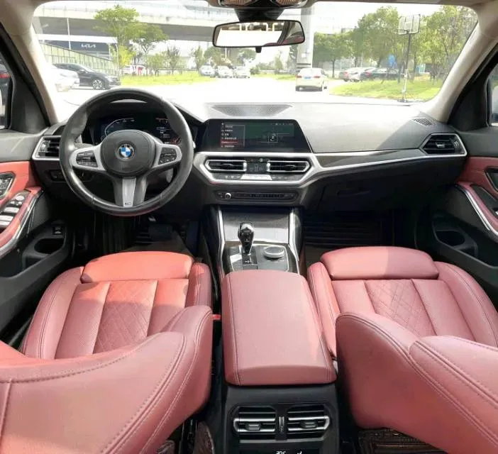 2022 BMW 3 Series 2.0T 184HP L4 8AT,autocango,china used car exporter,china ev exporter,chinese used car exporter,chinese used ev exporter