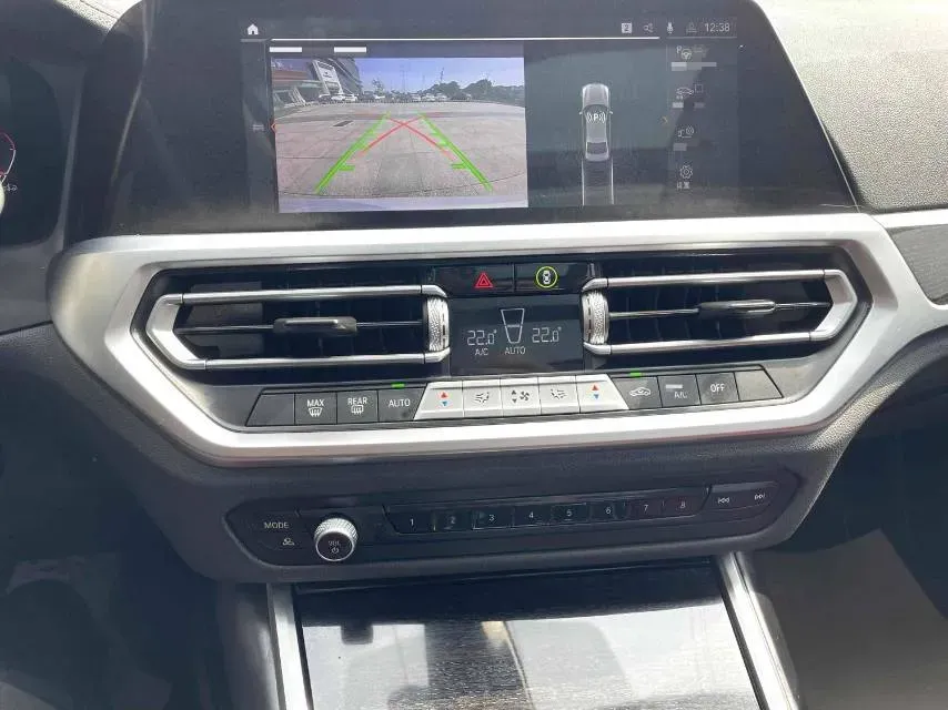 2022 BMW 3 Series 2.0T 184HP L4 8AT,autocango,china used car exporter,china ev exporter,chinese used car exporter,chinese used ev exporter