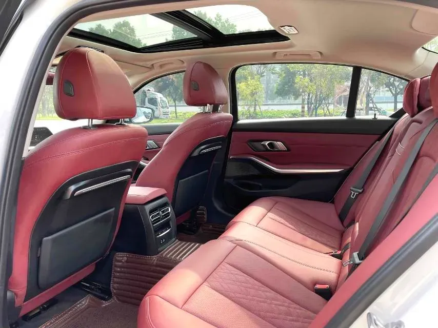 2022 BMW 3 Series 2.0T 184HP L4 8AT,autocango,china used car exporter,china ev exporter,chinese used car exporter,chinese used ev exporter