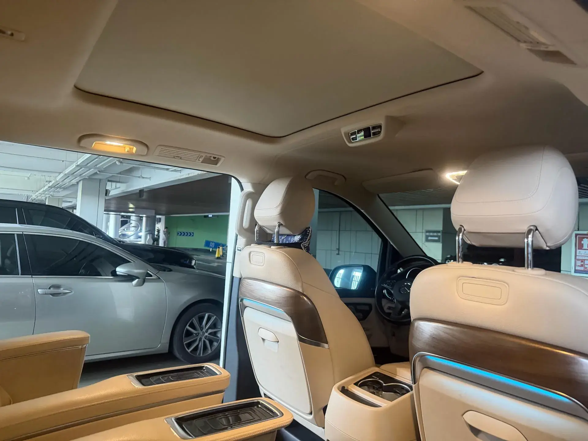 2020 MERCEDES-BENZ V thumbnail 4